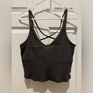 Vuori tank top with built in bra size XL